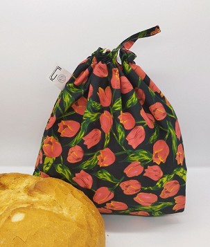 Frissentartó kenyeres zsák - tulipánok fekete alapon
