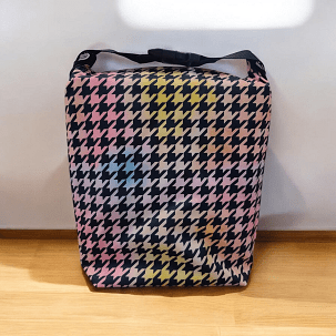 Uzsonnás táska - szivárvány tyúkláb minta