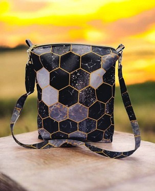 Válltáska, oldaltáska - méhsejtes